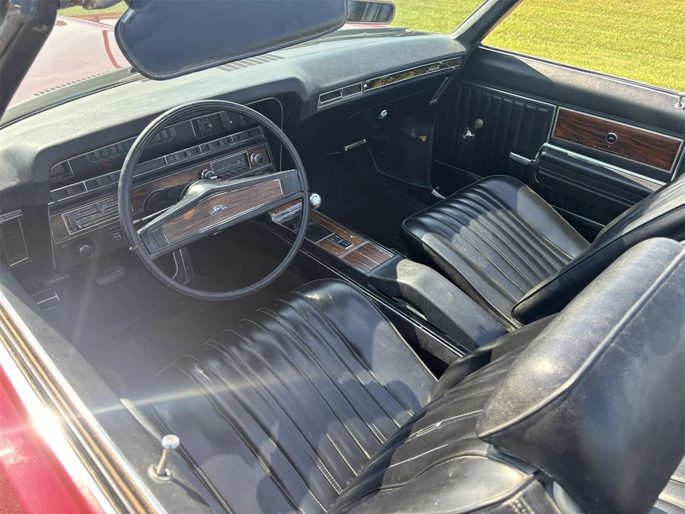 1969 Chevrolet Impala SS 4th Gen - Image 19 of 31
