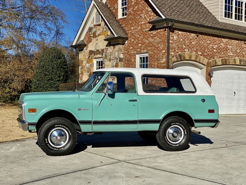 1969 Chevrolet K5 Blazer 1st Gen - Image 20 of 31