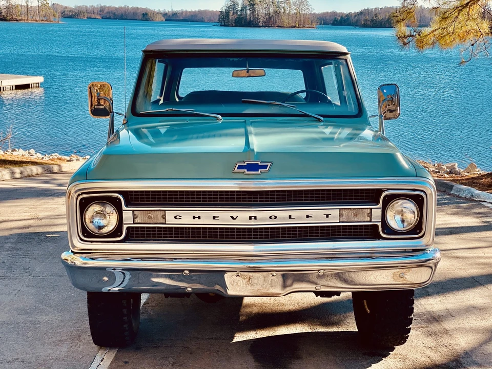1969 Chevrolet K5 Blazer 1st Gen - Image 10 of 31