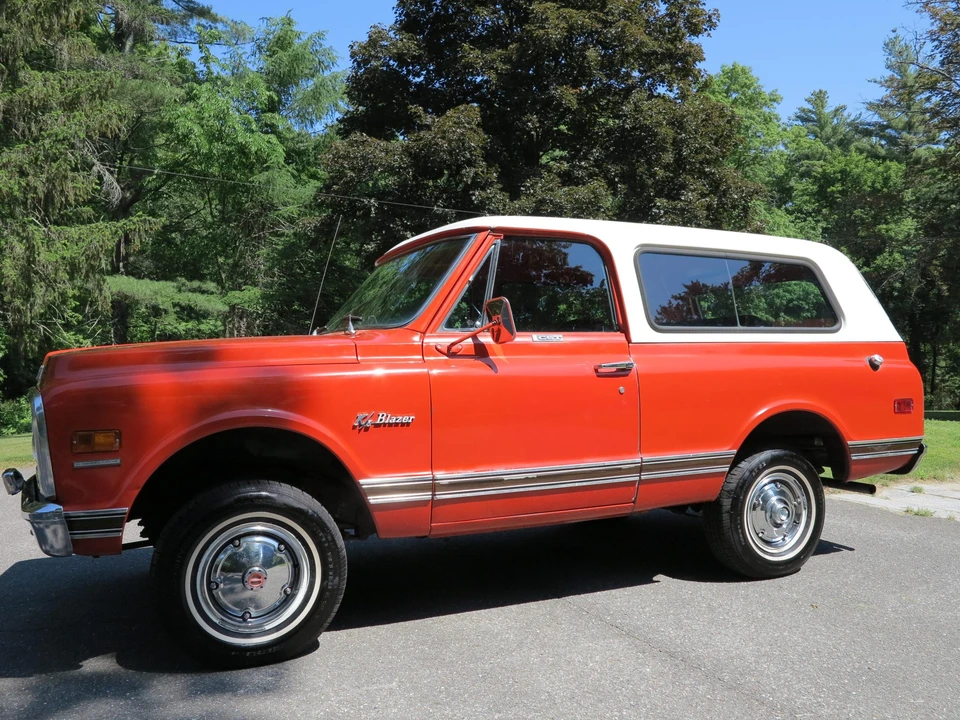 1969 Chevrolet K5 Blazer 1st Gen - Image 25 of 31