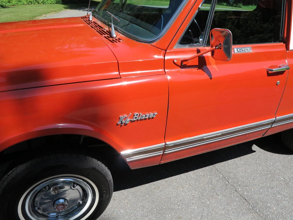 1969 Chevrolet K5 Blazer 1st Gen - Image 29 of 31