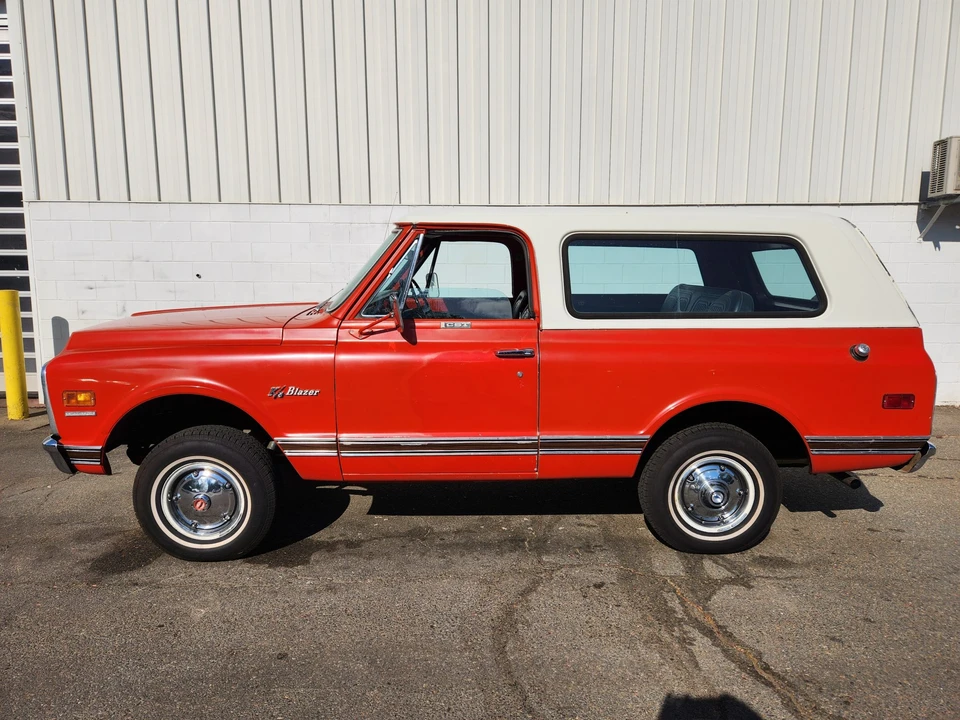 1969 Chevrolet K5 Blazer 1st Gen - Image 23 of 31