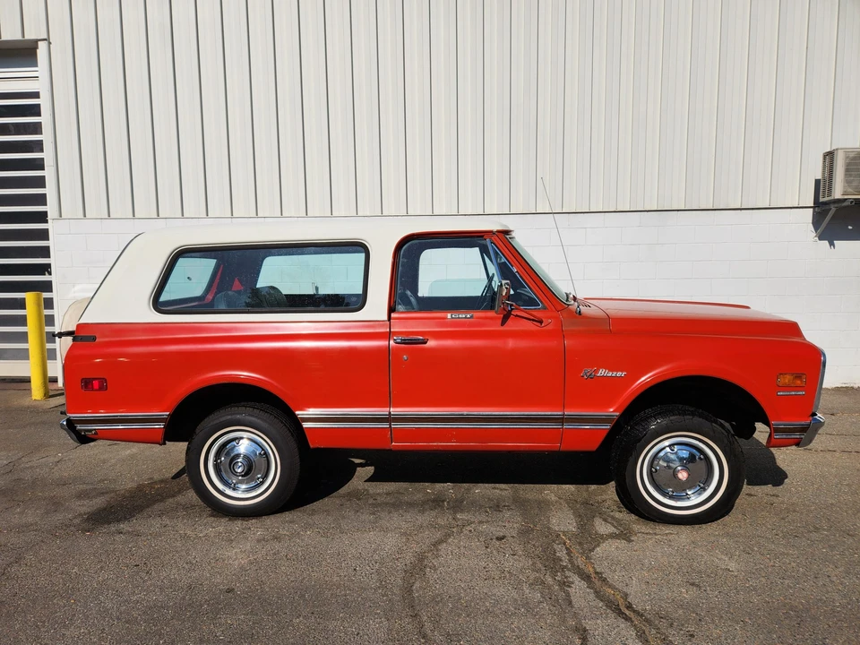 1969 Chevrolet K5 Blazer 1st Gen - Image 11 of 31