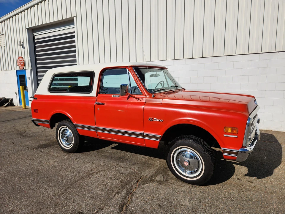 1969 Chevrolet K5 Blazer 1st Gen - Image 9 of 31