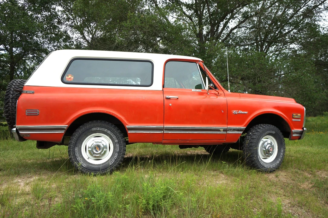 1969 Chevrolet K5 Blazer 1st Gen - Image 14 of 31