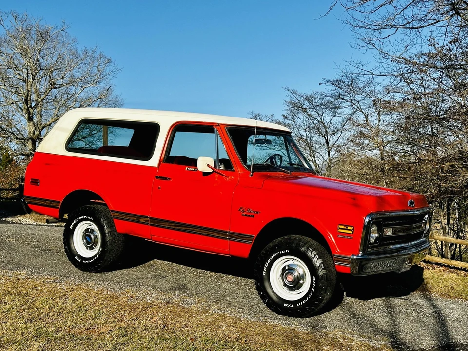 1969 Chevrolet K5 Blazer 1st Gen - Image 27 of 31
