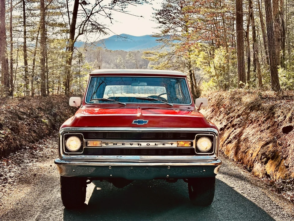 1969 Chevrolet K5 Blazer 1st Gen - Image 16 of 31