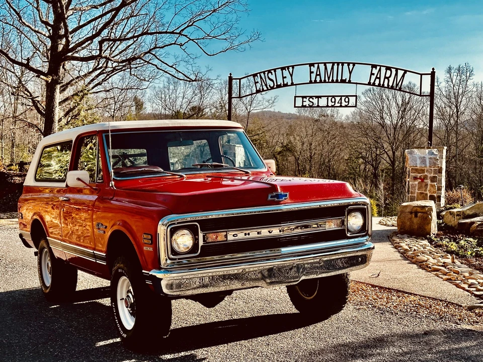 1969 Chevrolet K5 Blazer 1st Gen - Image 25 of 31