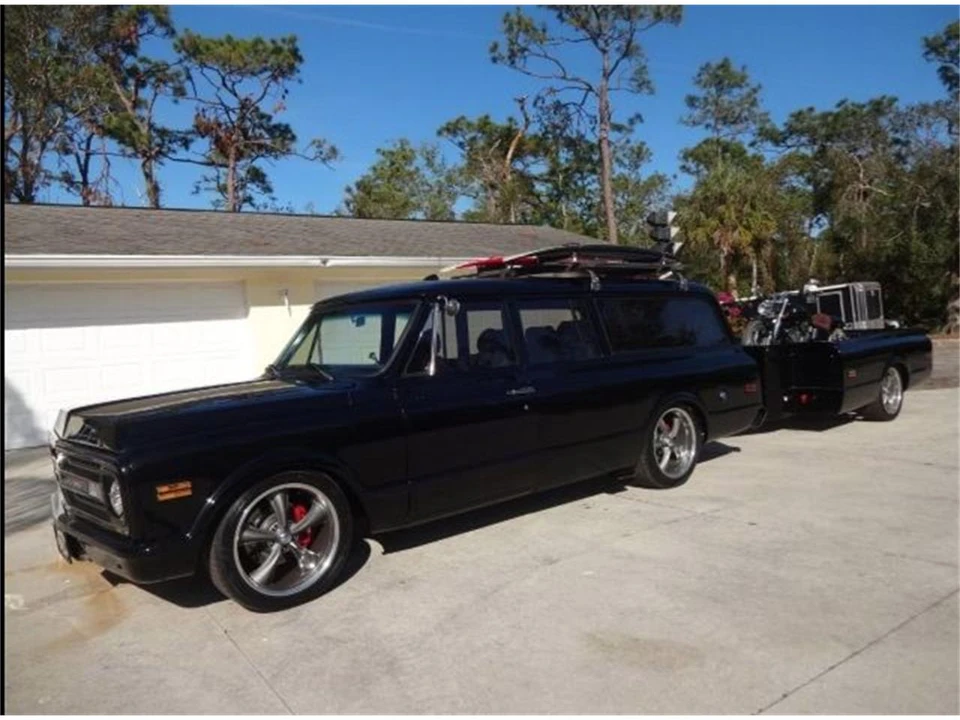 1969 Chevrolet Suburban 6th Gen - Image 2 of 27