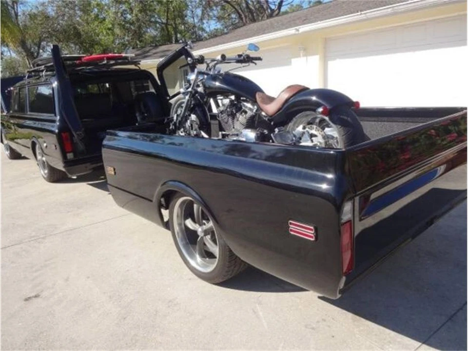 1969 Chevrolet Suburban 6th Gen - Image 20 of 27