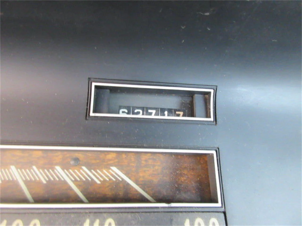 1969 Chrysler Imperial 3rd Gen - Image 2 of 2