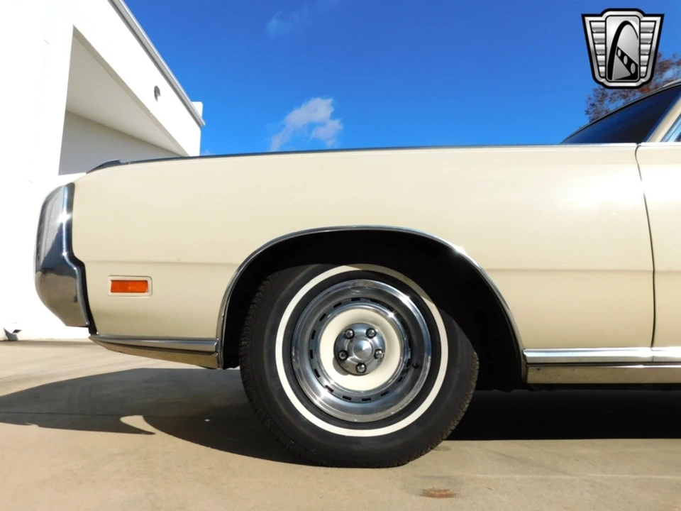 1969 Chrysler New Yorker - Image 7 of 12
