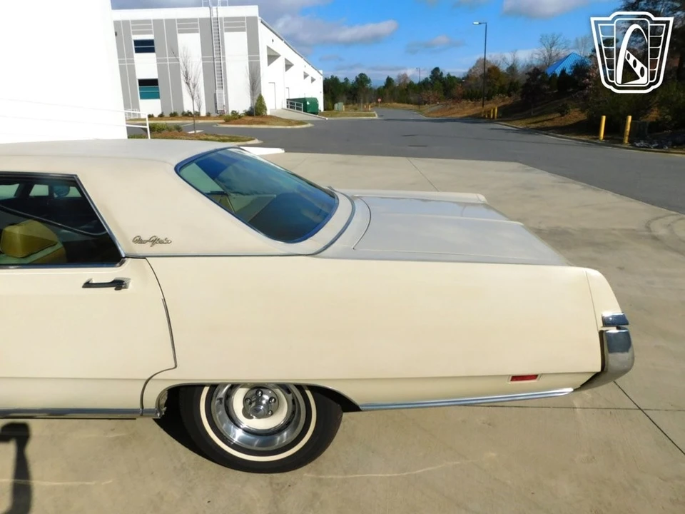 1969 Chrysler New Yorker - Image 19 of 21