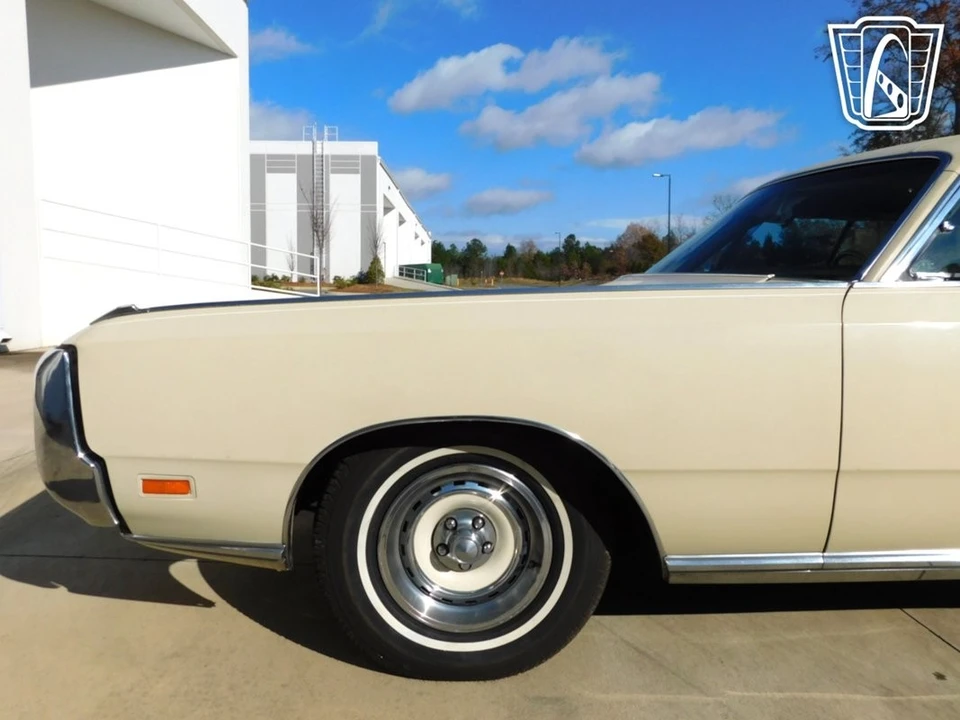 1969 Chrysler New Yorker - Image 11 of 12