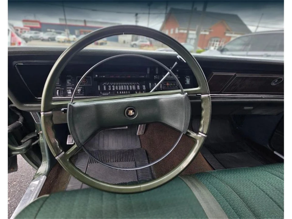 1969 Chrysler New Yorker - Image 13 of 24