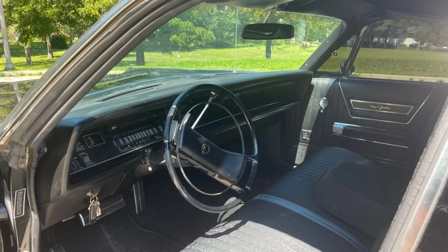 1969 Chrysler New Yorker - Image 6 of 28