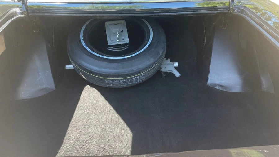 1969 Chrysler New Yorker - Image 25 of 28
