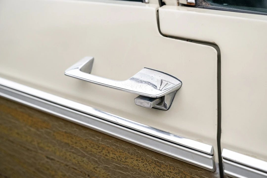 1969 Chrysler Town & Country - Image 25 of 31