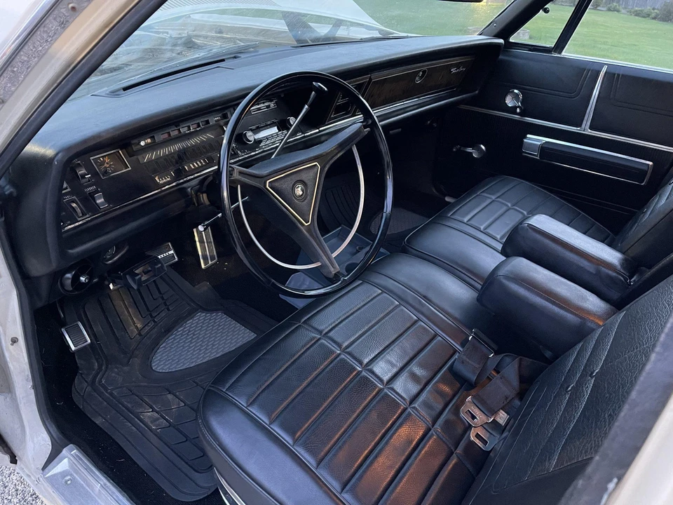 1969 Chrysler Town & Country - Image 29 of 31