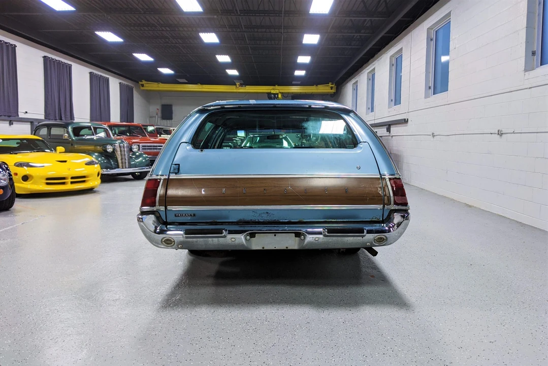1969 Chrysler Town & Country - Image 9 of 31