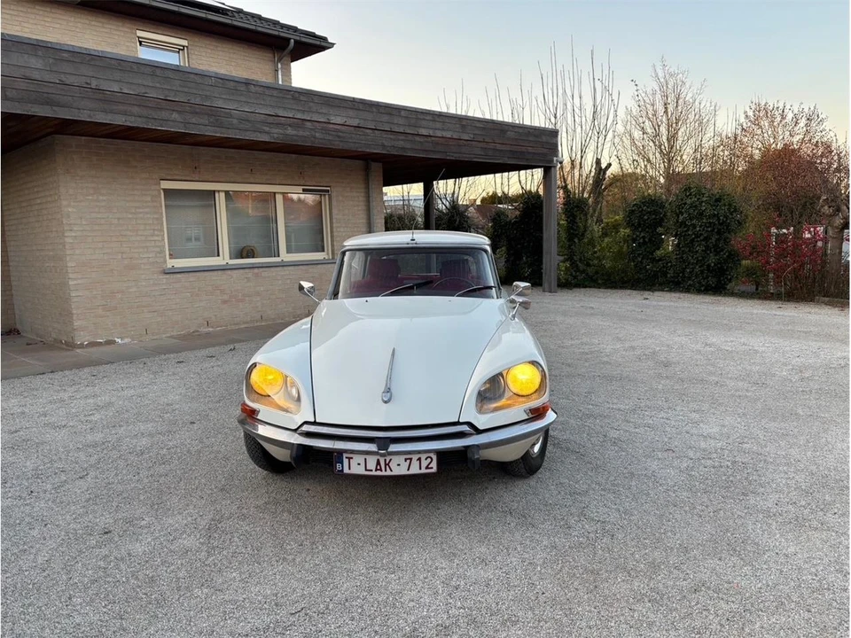 1969 Citroen DS19 - Image 2 of 26