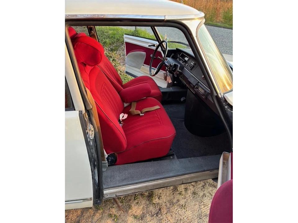 1969 Citroen DS19 - Image 9 of 26