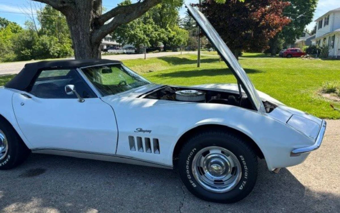1969 Chevrolet Corvette C3 - Image 2 of 9