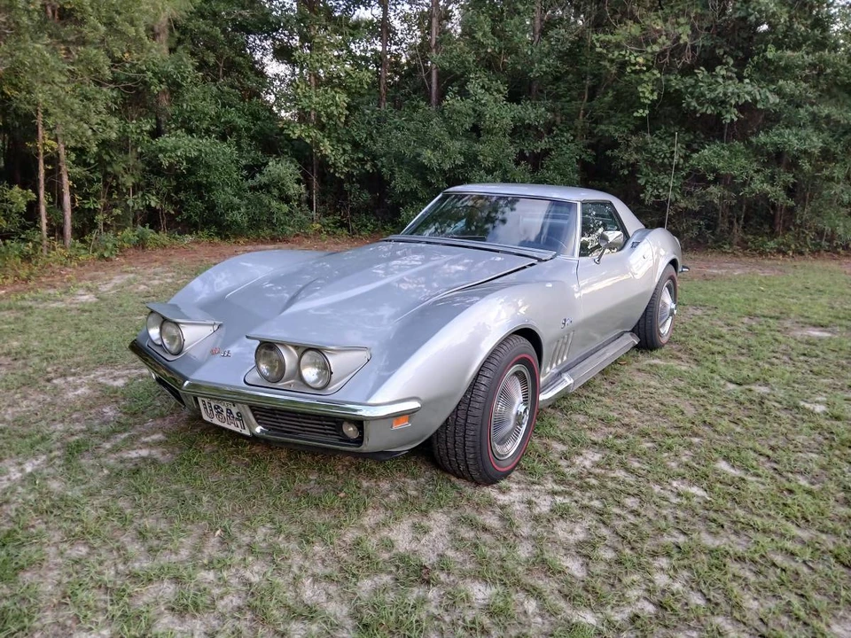1969 Chevrolet Corvette C3 - Image 8 of 24