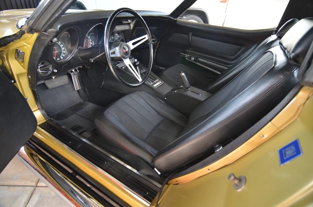 1969 Chevrolet Corvette C3 427 & 454 - Image 17 of 24