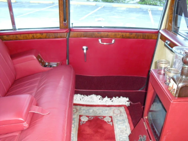 1969 Daimler - Image 3 of 3