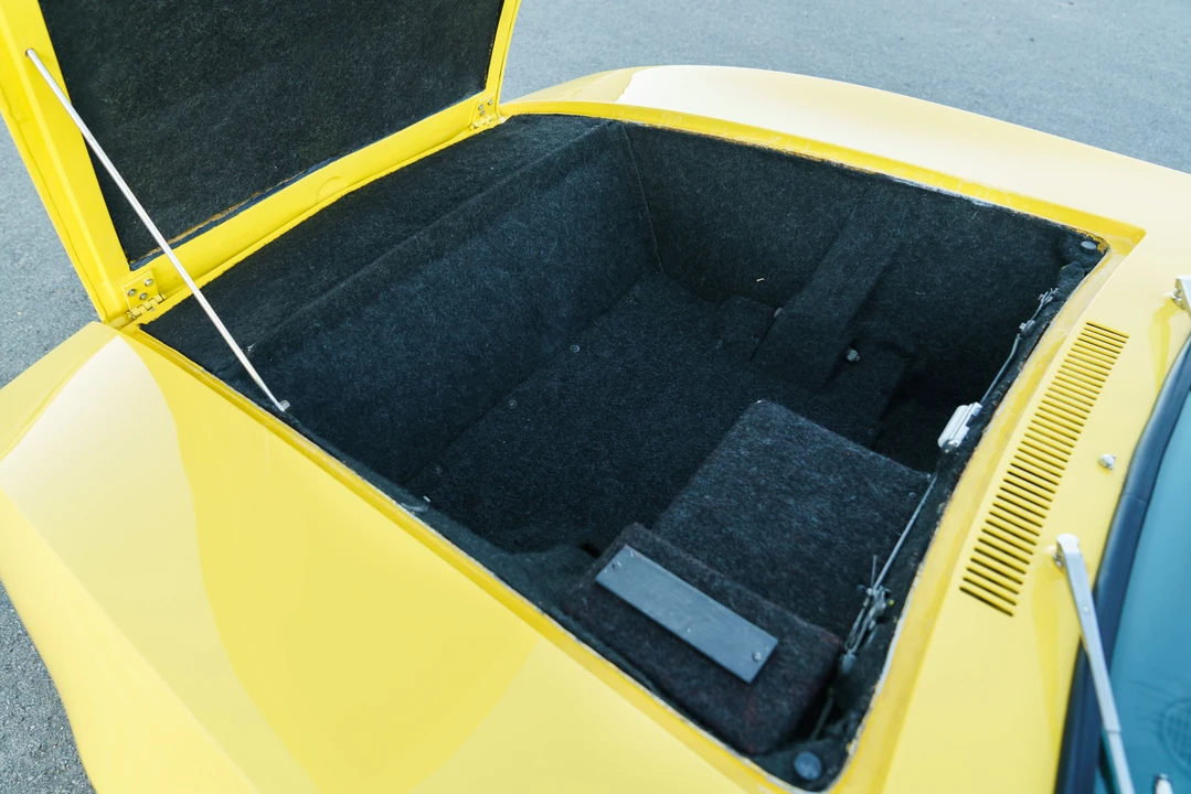 1969 DeTomaso Mangusta - Image 17 of 31