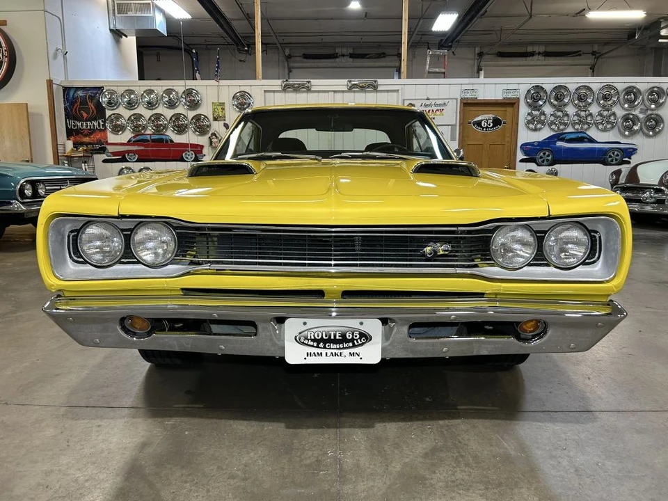1969 Dodge Super Bee - Image 2 of 12