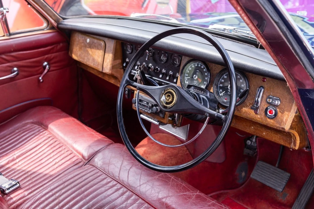 1969 Daimler - Image 21 of 30