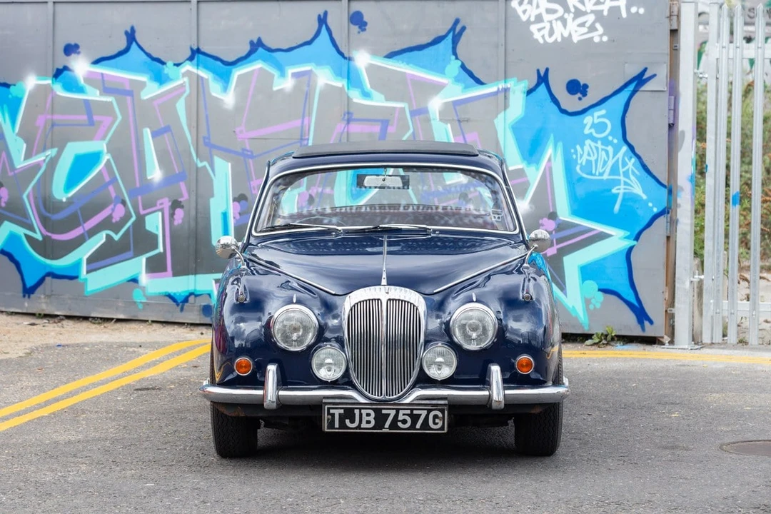 1969 Daimler - Image 6 of 30