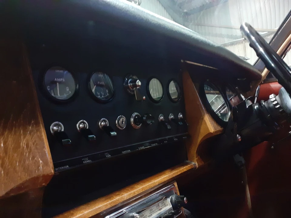 1969 Daimler - Image 23 of 30
