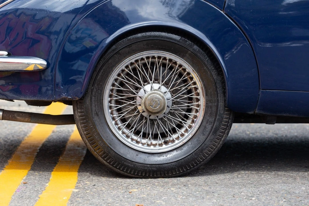 1969 Daimler - Image 16 of 30