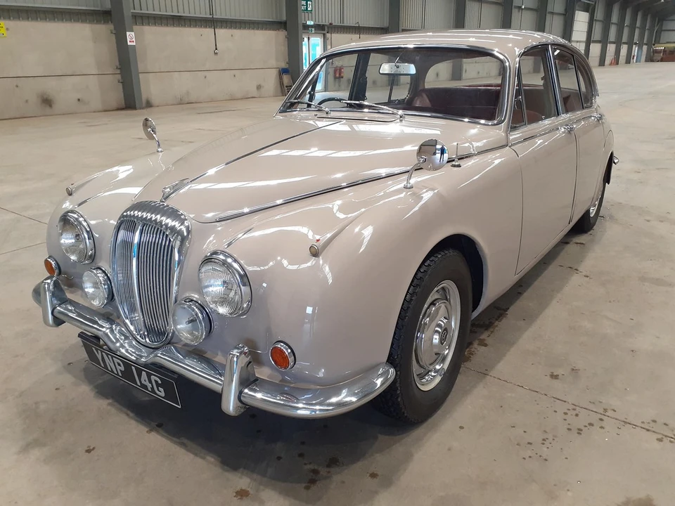 1969 Daimler - Image 6 of 30