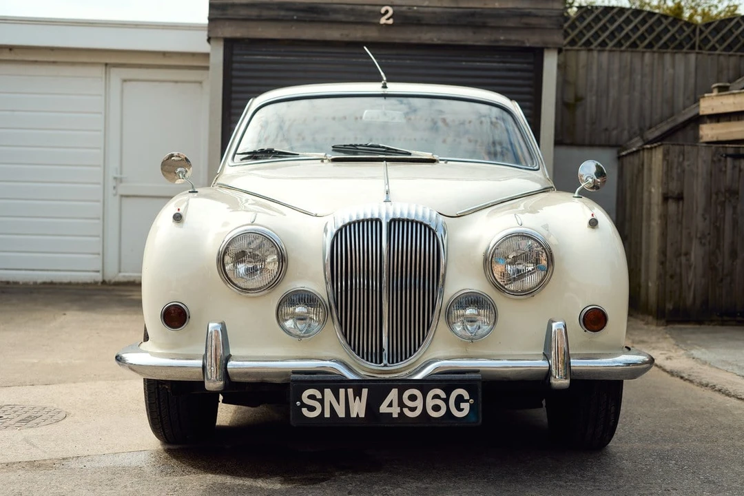 1969 Daimler SP250 - Image 3 of 30