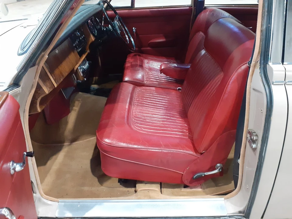 1969 Daimler - Image 27 of 30
