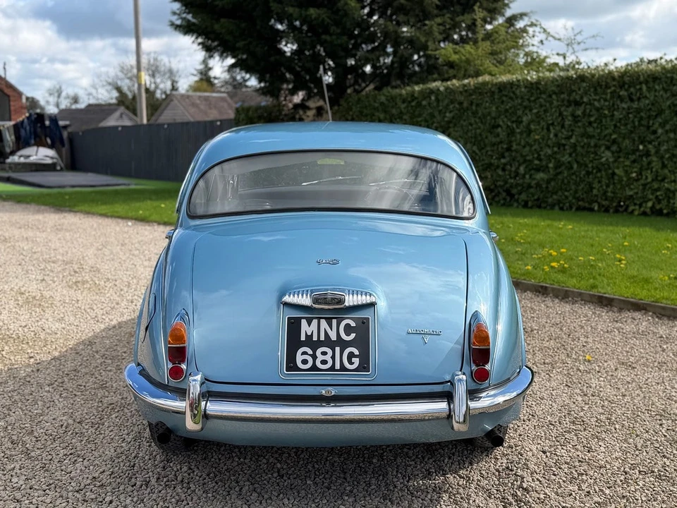 1969 Daimler - Image 5 of 30