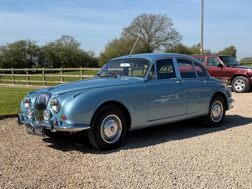 1969 Daimler - Image 25 of 30