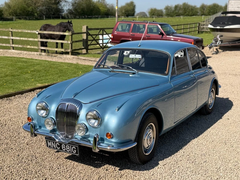 1969 Daimler - Image 26 of 30
