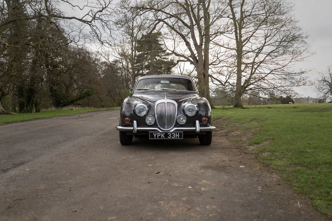 1969 Daimler - Image 5 of 30