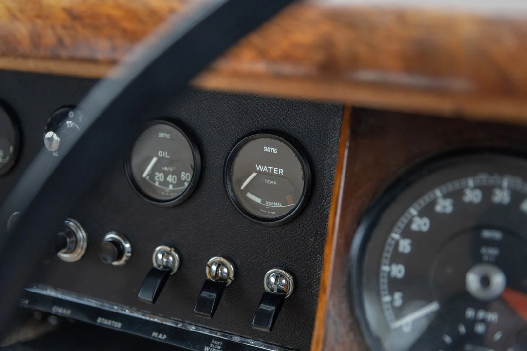 1969 Daimler - Image 27 of 30