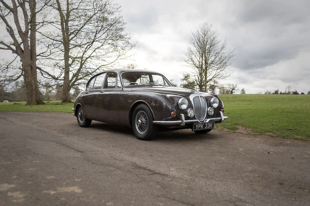 1969 Daimler - Image 6 of 30