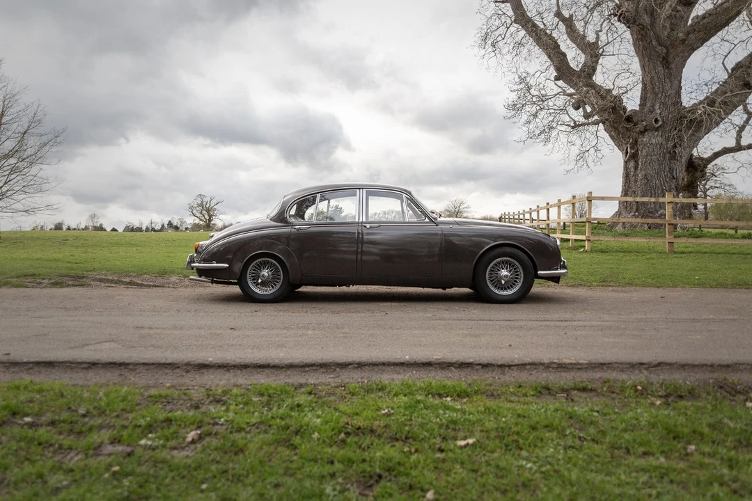 1969 Daimler - Image 7 of 30