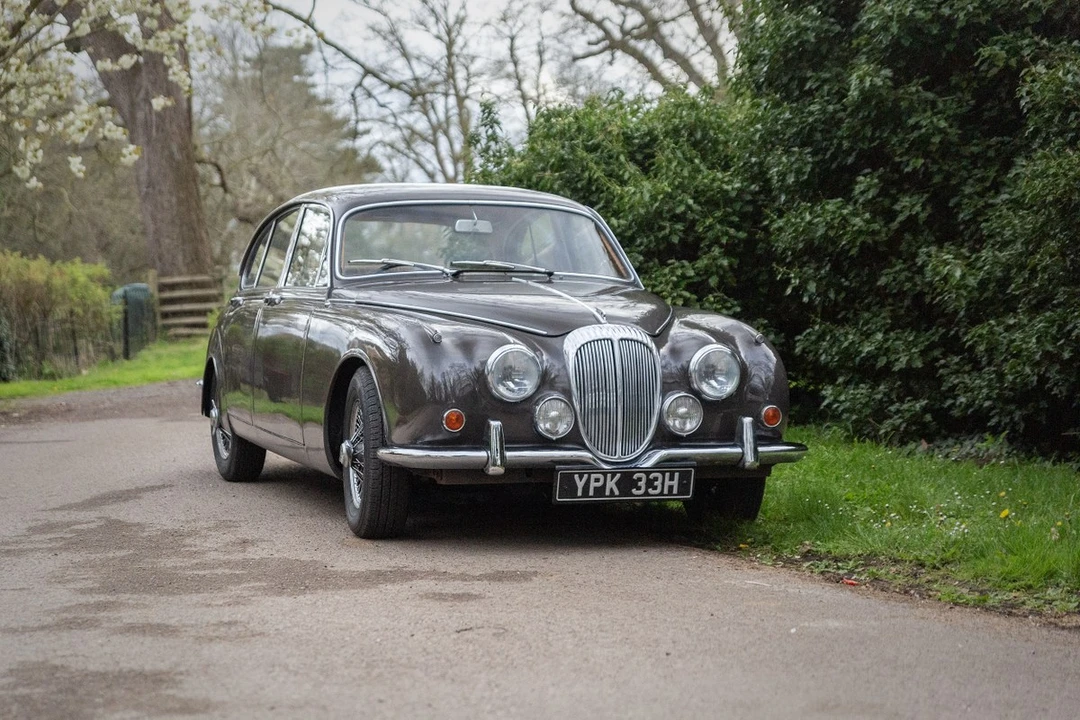 1969 Daimler - Image 18 of 30