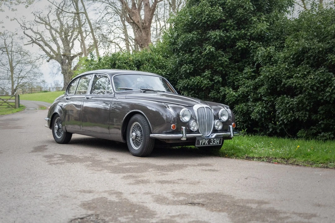 1969 Daimler - Image 16 of 30