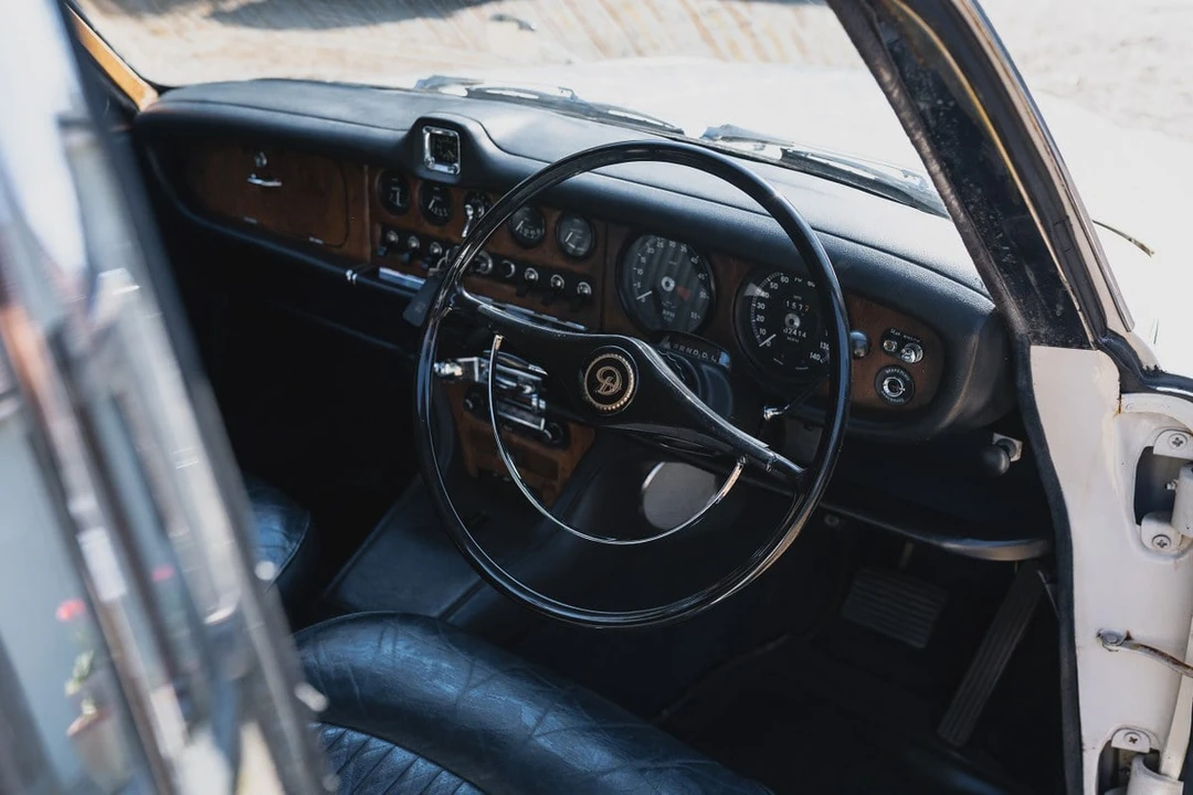1969 Daimler - Image 20 of 30