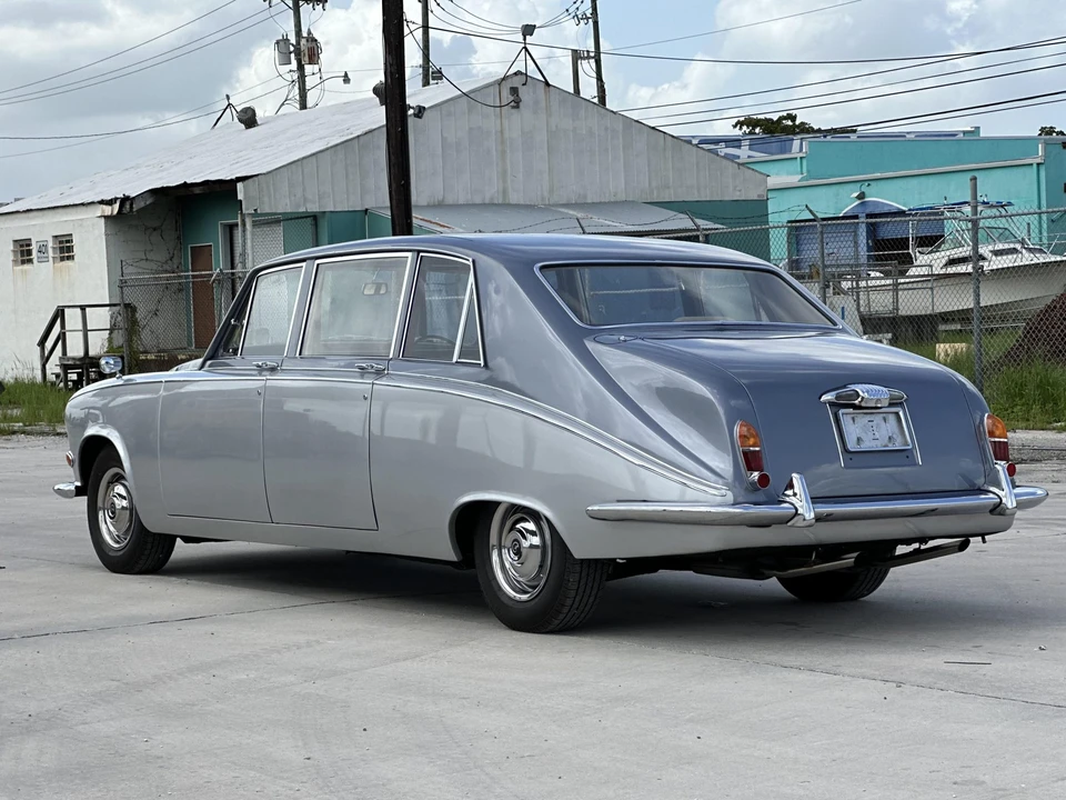 1969 Daimler - Image 30 of 31